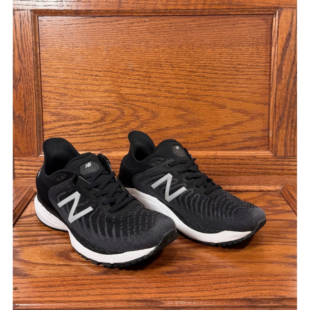New Balance Fresh Foam 860 Athletic Black White‎ Shoes